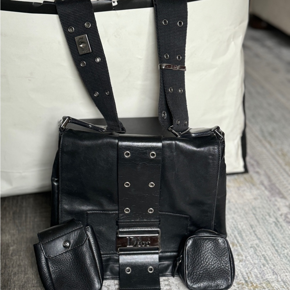 RARE Christian Dior Purse | Black leather Street Chic Columbus Messenger Bag